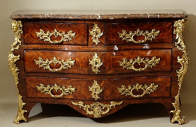 Commode-de-Château-en-tombeau-Louis-XV-Regence-parisienne-estampillée-MM